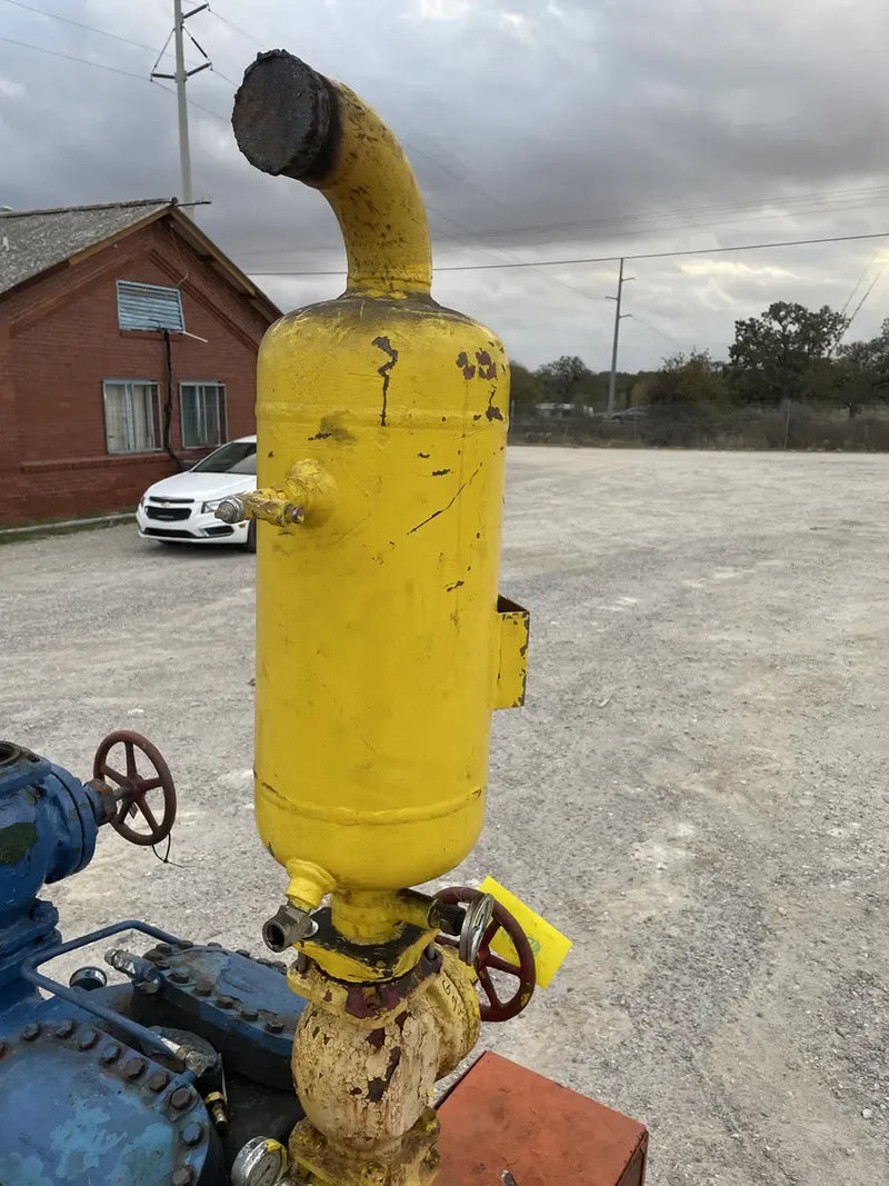 Vilter 448 8-Cylinder Reciprocating Compressor Package (100 HP 208-220/440 V, Belt Driven)