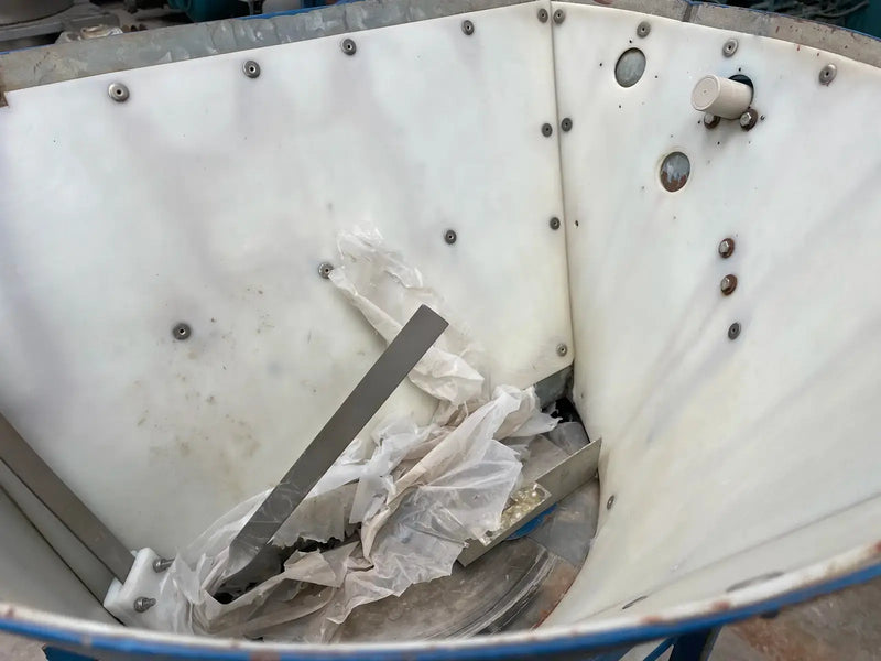 Top Loading Volumetric Ice Bagger