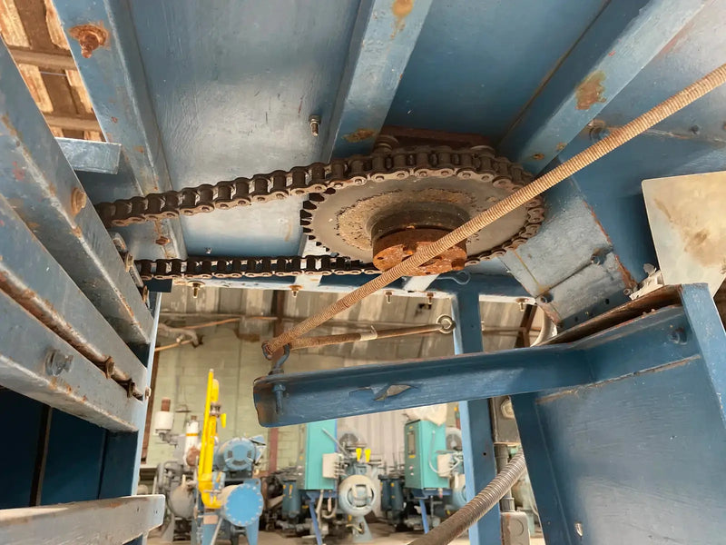 Top Loading Volumetric Ice Bagger