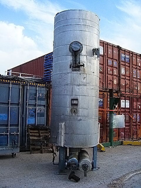 Reco Vertical Ammonia Recirculator Tank – 48 in. Dia. x 9 ft. 9 in. H Reco 