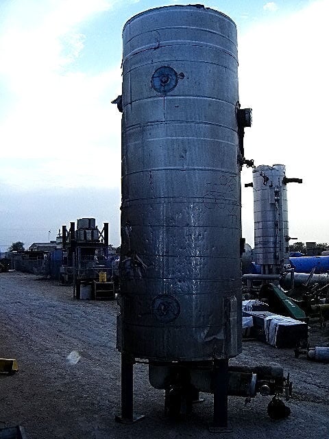 Reco Vertical Ammonia Recirculator Tank – 48 in. Dia. x 9 ft. 9 in. H Reco 