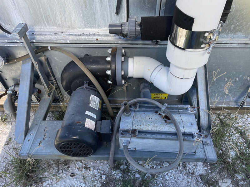 BAC VCA-301A Evaporative Condenser (301 Nominal Tons, 1-15 HP Motor, 1 Tower Unit)