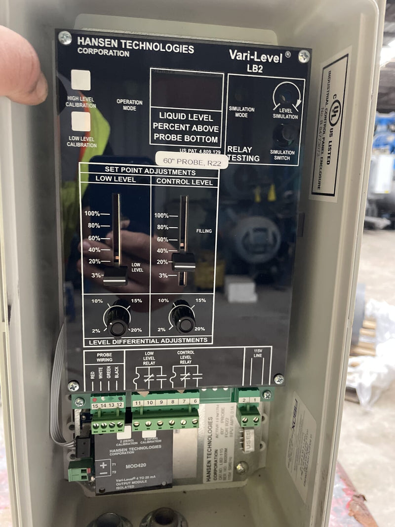 Hansen Technologies LB2-115 Control ajustable de nivel variable líquido (115 voltios, 2 relés)