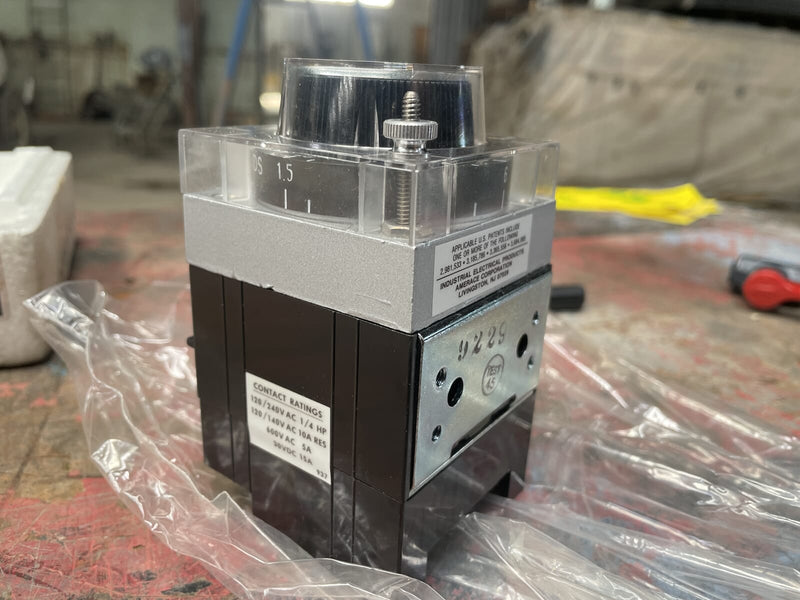 AGASTAT - TE Connectivity 7022AC Time Delay Relay ( 120V, 60 Hz, 1.5-15 Sec)
