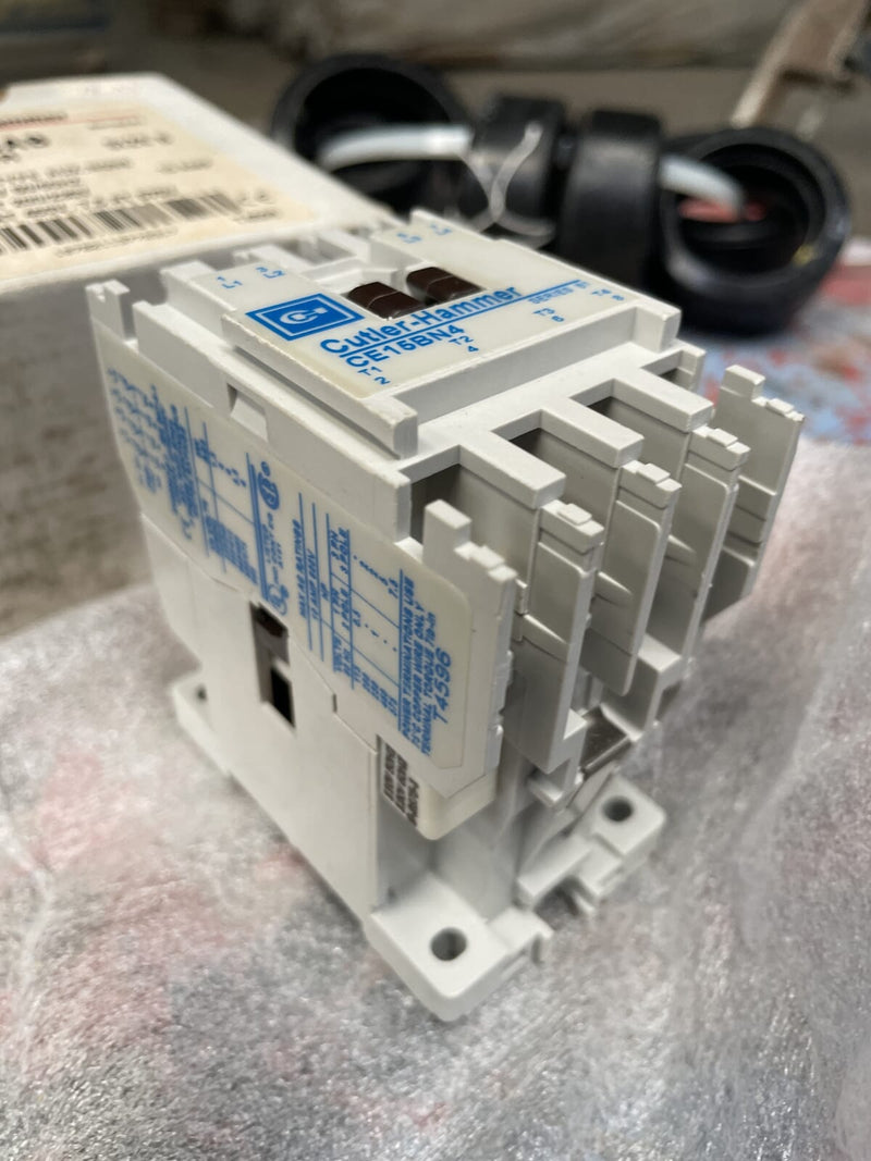 Cutler-Hammer CE15BN4AB Contactor( Size B, 110/120V, 50/60 Hz, 10 AMP)