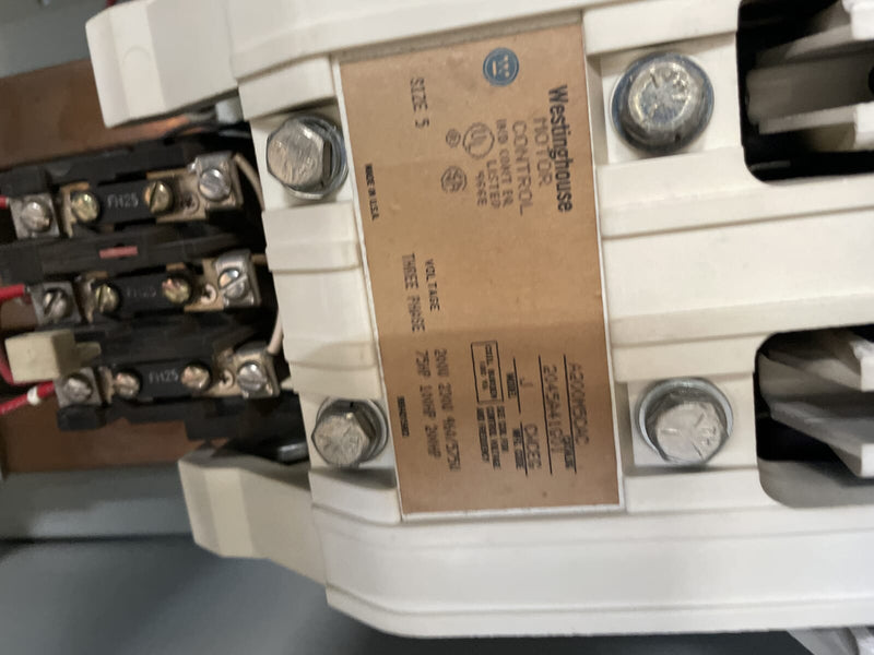 Arrancador de motor Westinghouse (200 HP, 480 V, 60 Hz)