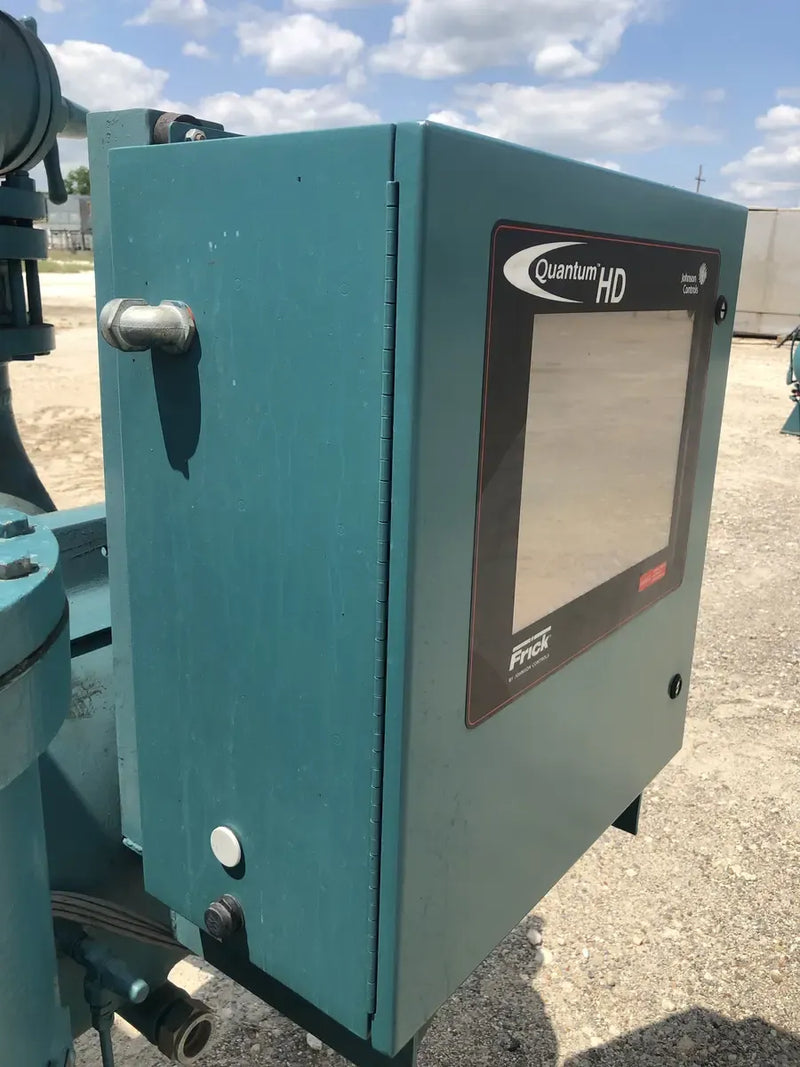 Paquete de compresor de tornillo rotativo Frick RWB-11-134H (TDSD193L, 300HP 460V, panel de actualización Frick Quantum HD)