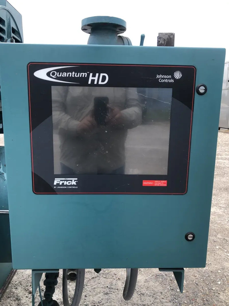 Paquete de compresor de tornillo rotativo Frick RWB-11-134H (TDSD193L, 300HP 460V, panel de actualización Frick Quantum HD)