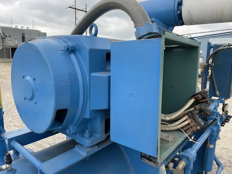 Rotary Screw Compressor Package (MISSING SCREW, 300 HP 460 V, Missing Control Panel)