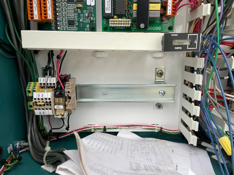 Frick Rotary Screw Compressor Package (Frick XJF, 125 HP 230/460 V, Micro Control Panel)