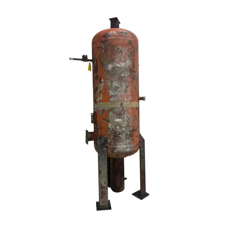 Receptor de amoníaco vertical RECO (44 pulg. X 90 pulg. 785 galones)