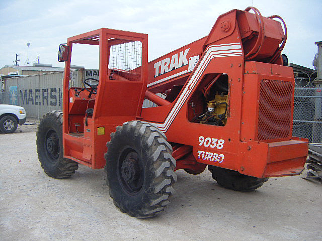 Skytrak 9038T 9,000 LB 4X4X4 Telescopic Forklift Skytrak 