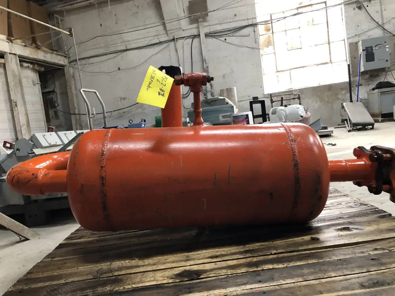 R&Y Horizontal Oil Separator (12in X 32in. 15 Gallons)