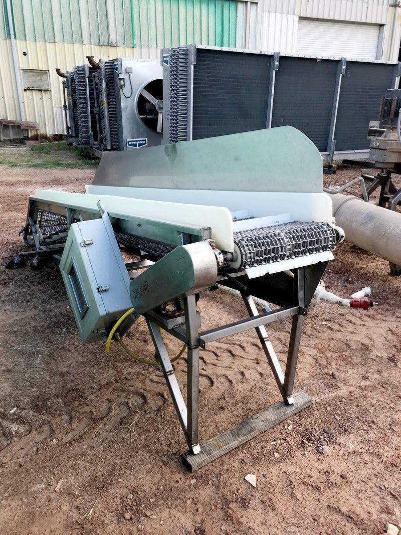 Stainless Steel Incline Conveyor - 18 in. wide Not Specified 