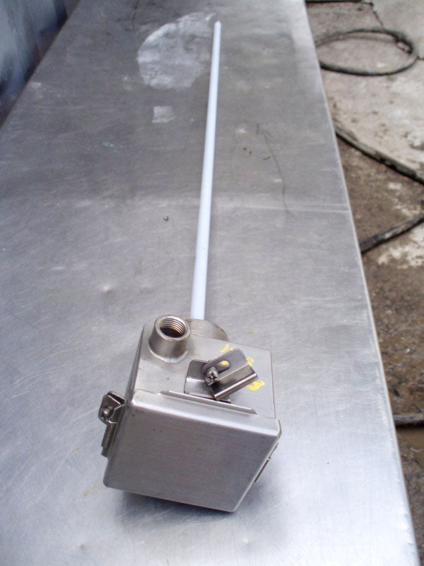 Stainless Steel Level Probes & Lumenite Level Controllers Not Specified 