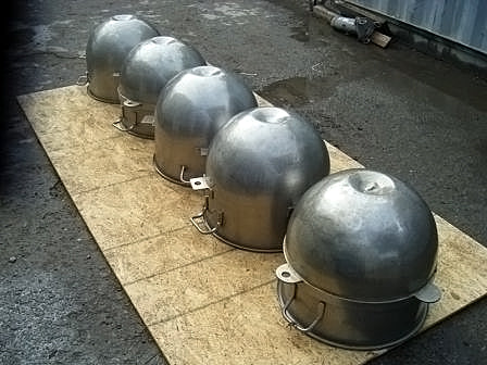 Stainless Steel Mixing Bowls- 60 Quart Not Specified 