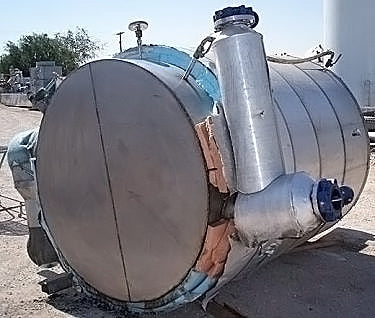 Stainless Steel Single Shell Insulated Tank- 1000 Gallon Genemco 