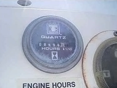 Thermo King Corporation Electric/Diesel Refrigerated Box Thermo King 
