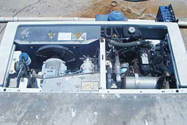 Thermo King Corporation Electric/Diesel Refrigerated Box Thermo King 