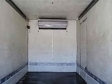 Thermo King Corporation Electric/Diesel Refrigerated Box Thermo King 