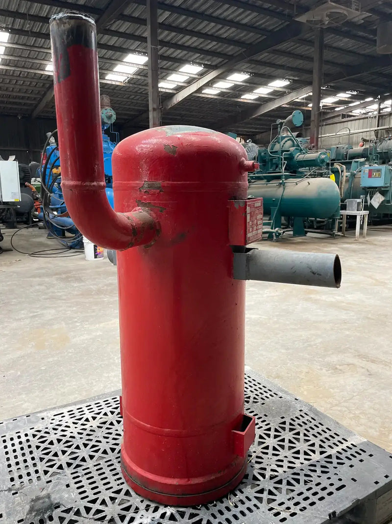Vilter Super Separator Vertical Ammonia Oil Tank (16in X 36in. 40 Gallons)