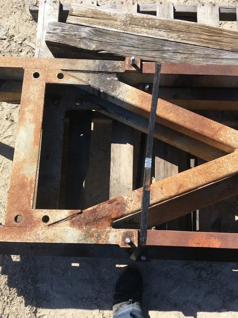 Brown 202 Finisher and Motor Mount Support