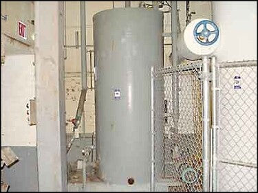 Vertical Mild Steel Receiver Tank Not Specified 