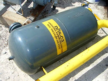 Vilter Vertical Oil Separator Tank- 23 Gallon Vilter 