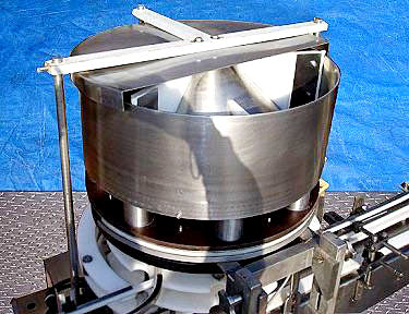 Volumetric Rotary 8-Station Filler Not Specified 