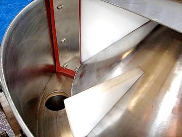 Volumetric Rotary 8-Station Filler Not Specified 