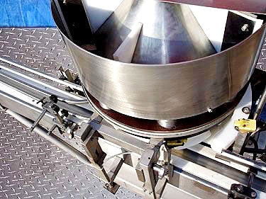 Volumetric Rotary 8-Station Filler Not Specified 