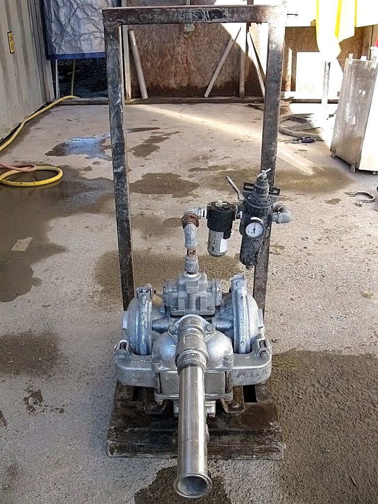 Warren Rupp Sandpiper® Heavy Duty Ball SB1.5 Double Diaphragm Pump Warren Rupp 