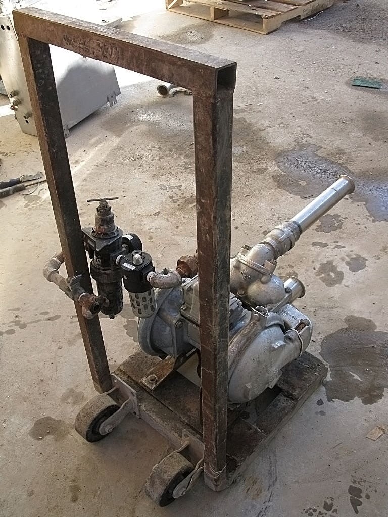 Warren Rupp Sandpiper® Heavy Duty Ball SB1.5 Double Diaphragm Pump Warren Rupp 