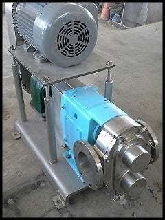 Waukesha Model 320 Positive Displacement Pump Waukesha 