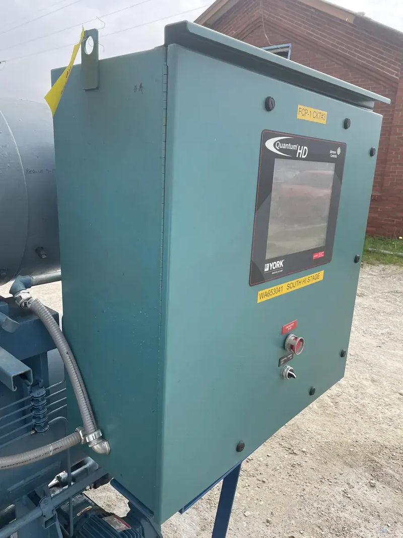 Paquete de compresor de tornillo rotativo Frick RWB-II-60 (Frick TDSH163S, 200 HP 460 V, panel de micro control Johnson Controls)