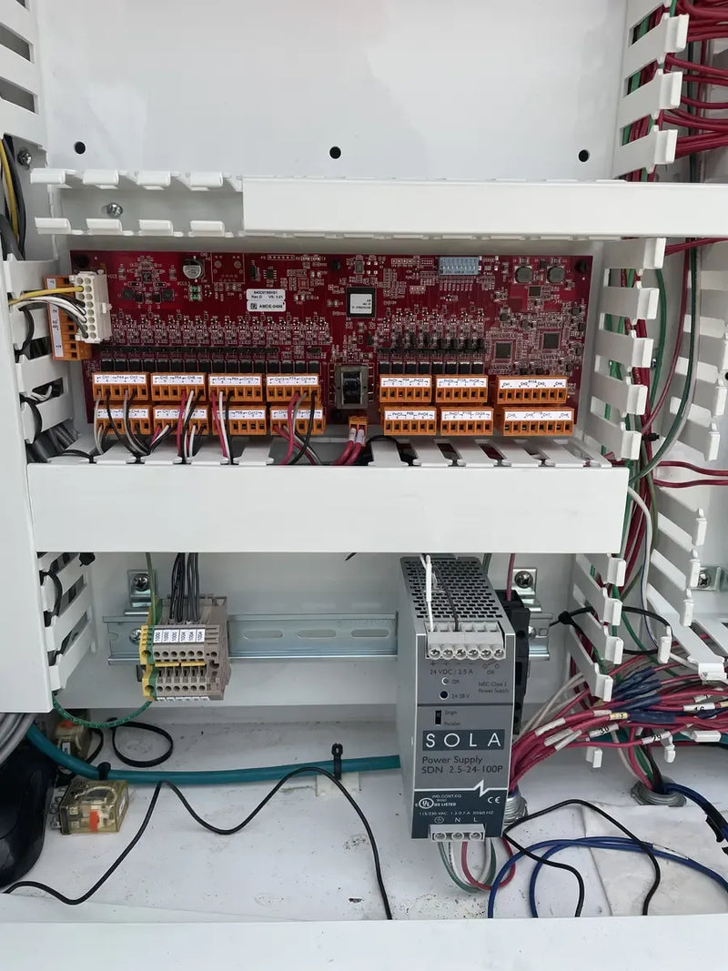 Paquete de compresor de tornillo rotativo Frick RWB-II-60 (Frick TDSH163S, 200 HP 460 V, panel de micro control Johnson Controls)