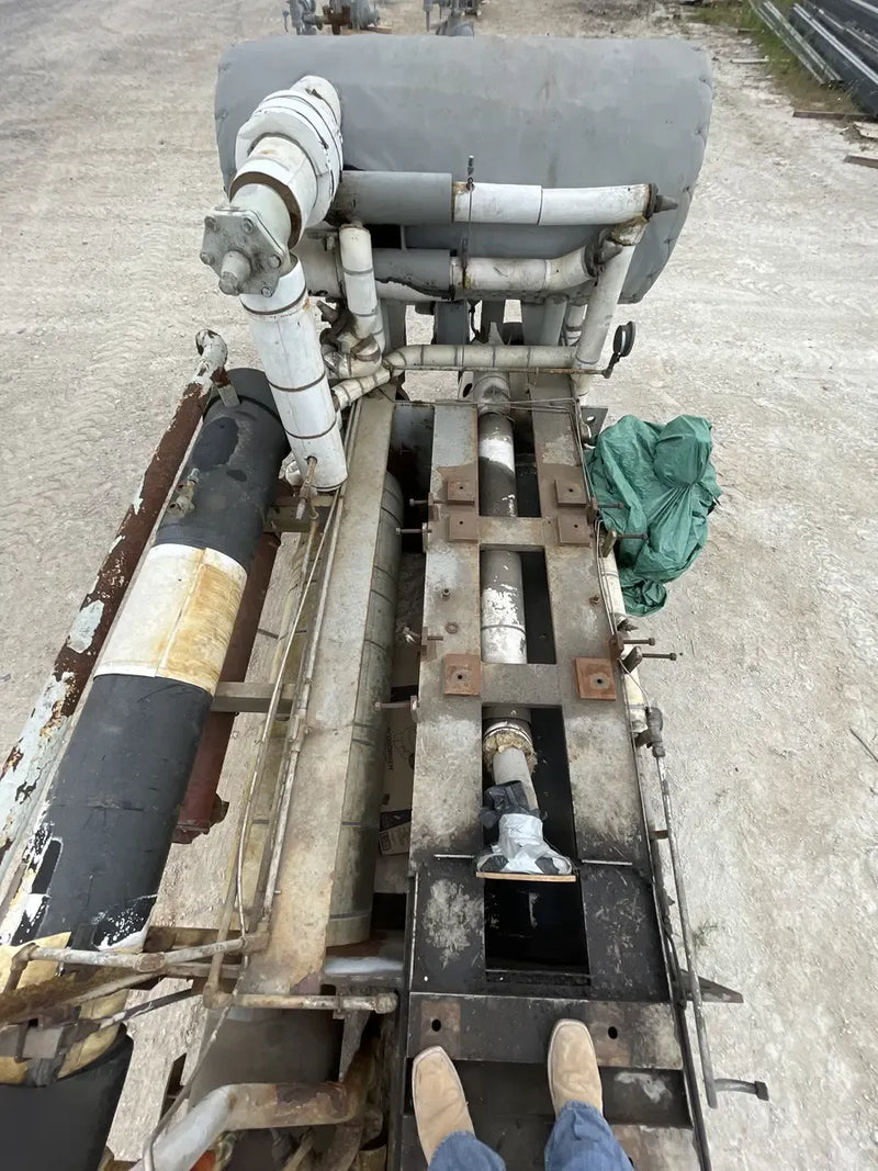 Paquete de compresor de tornillo rotativo (2018DLR3VOFOEM, 450 HP 4160 V, FALTA MICRO PANEL)