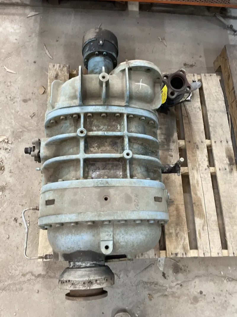 Paquete de compresor de tornillo rotativo (2018DLR3VOFOEM, 450 HP 4160 V, FALTA MICRO PANEL)