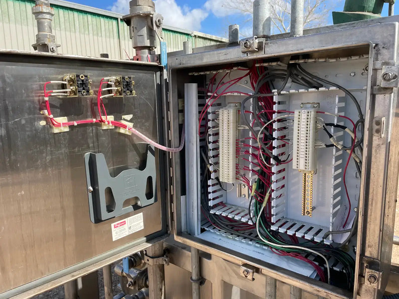 Waukesha Cherry-Burrell Process Mixing Agitator Tank Package (300 Gal)