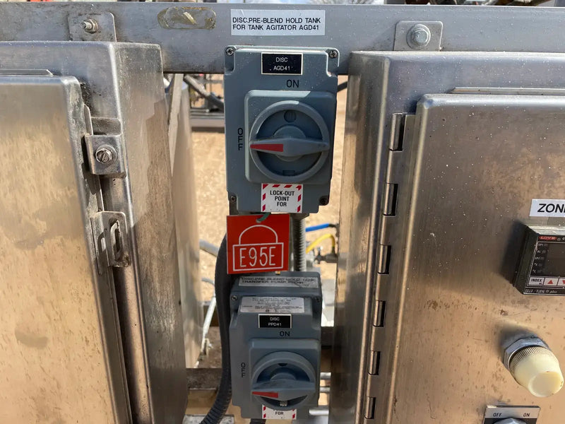 Waukesha Cherry-Burrell Process Mixing Agitator Tank Package (300 Gal)